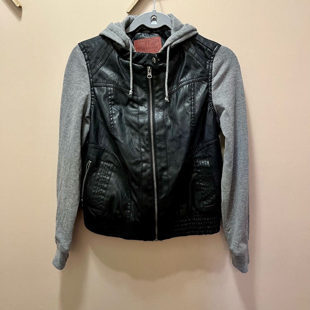 Miss London Junior’s Faux Leather Hooded Jacket Size Large